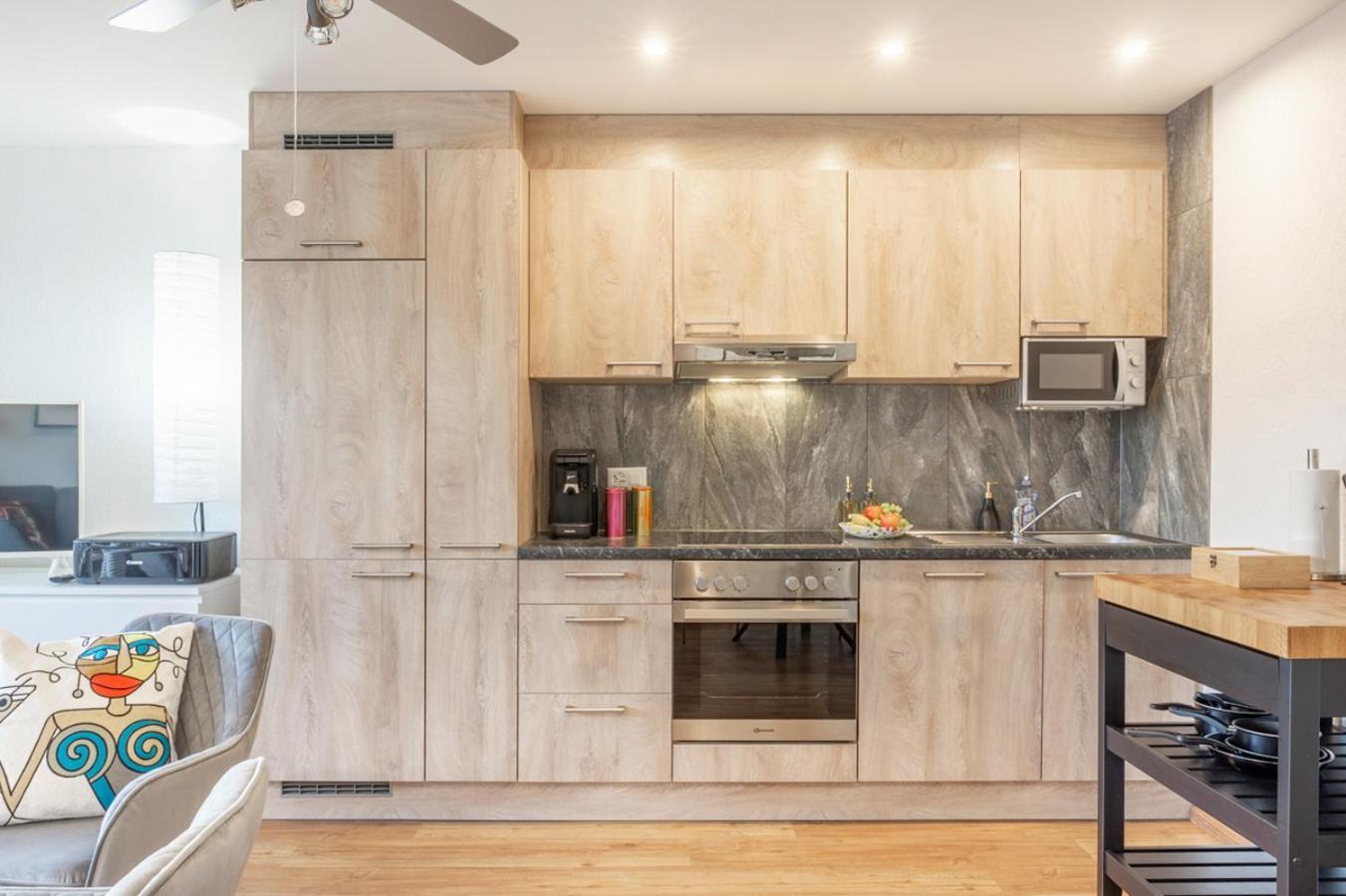 Special Picco Picasso Apartment Basel, Bahnhof Grossbasel 10-Star Екстериор снимка